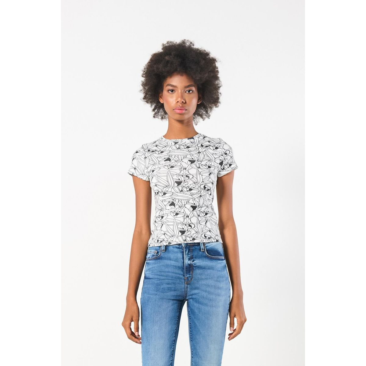 KOAJ - KOAJ Camiseta crema en rib de Looney Tunes manga corta Mujer