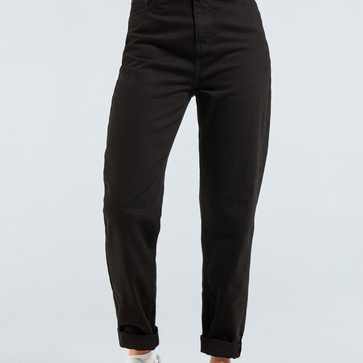 KOAJ - KOAJ Jean negro tipo mom con tiro súper alto, bolsillos y bo Mujer