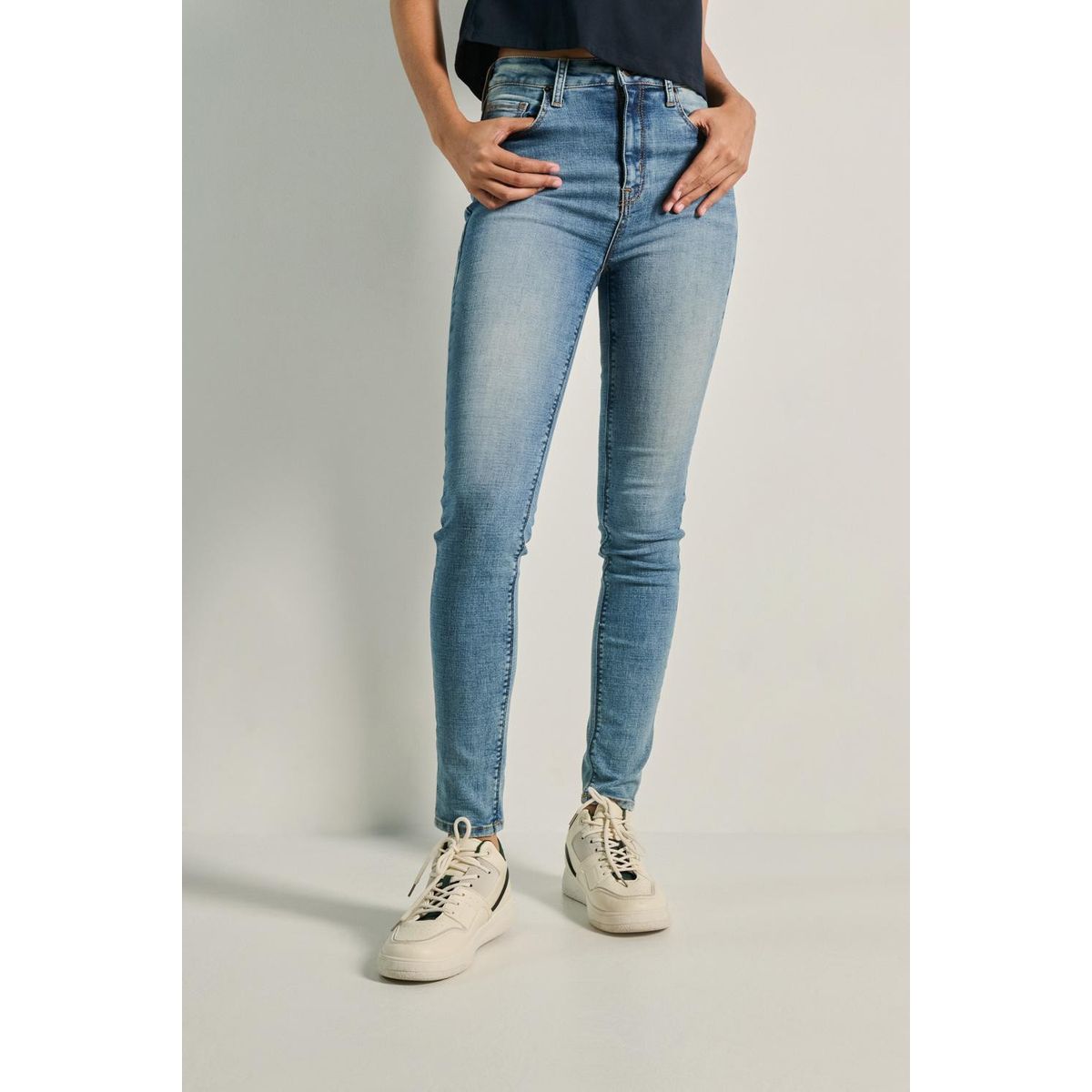 KOAJ - KOAJ Jean jegging tiro súper alto azul claro con desgastes Mujer