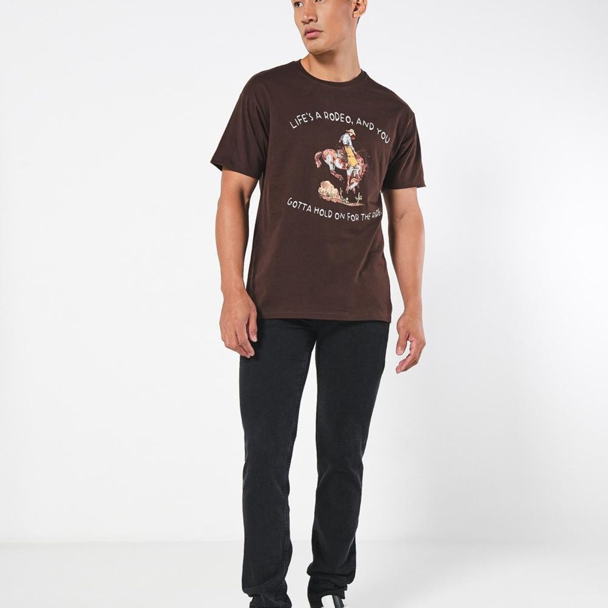 KOAJ - KOAJ Camiseta unicolor con estampado vaquero y manga corta Hombre