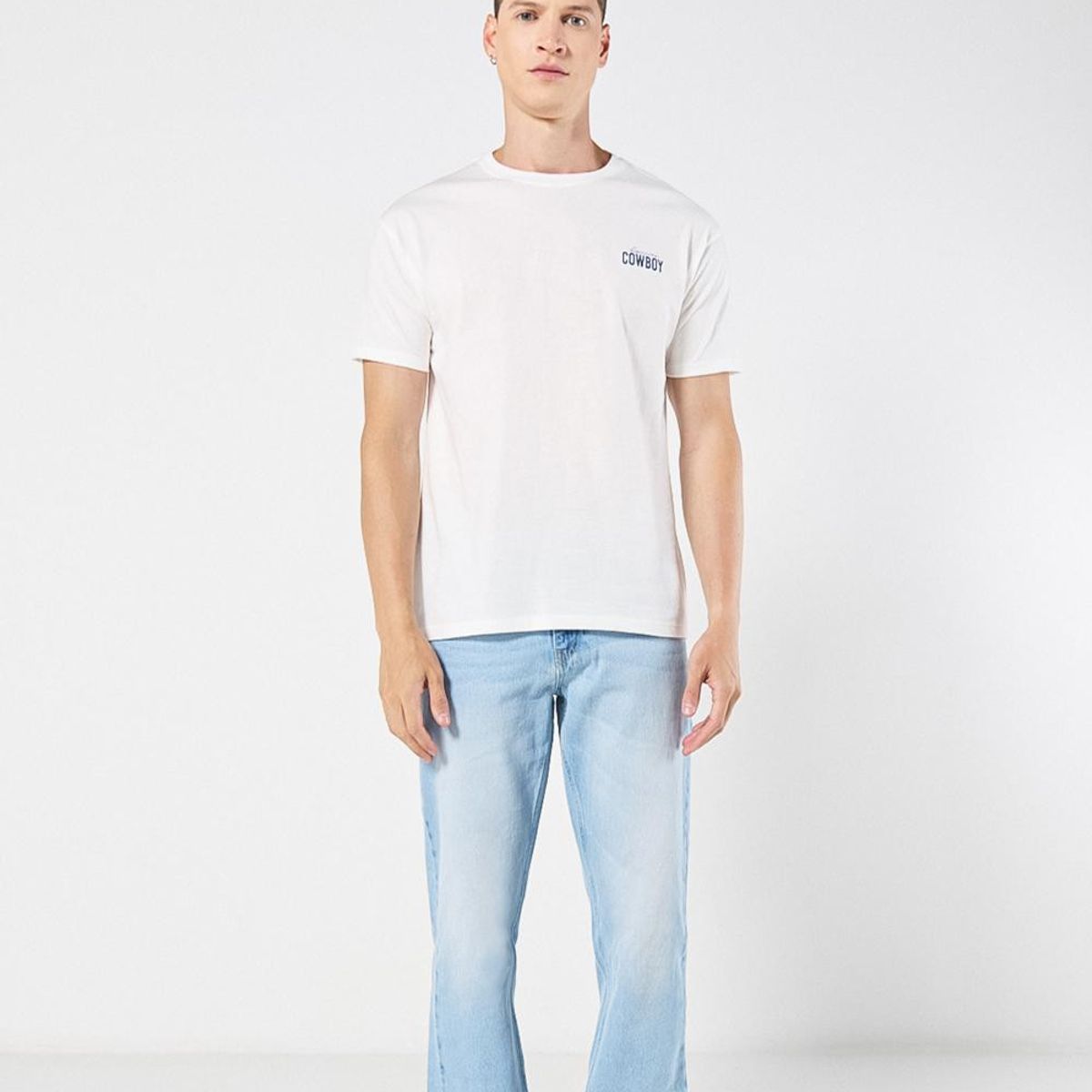 KOAJ - KOAJ Camiseta manga corta crema clara con diseños vaqueros Hombre