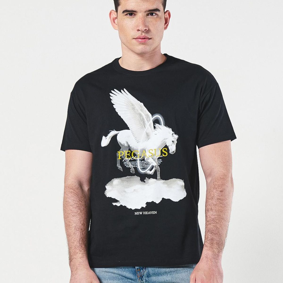 KOAJ - KOAJ Camiseta negra cuello redondo con diseño mitológico Hombre