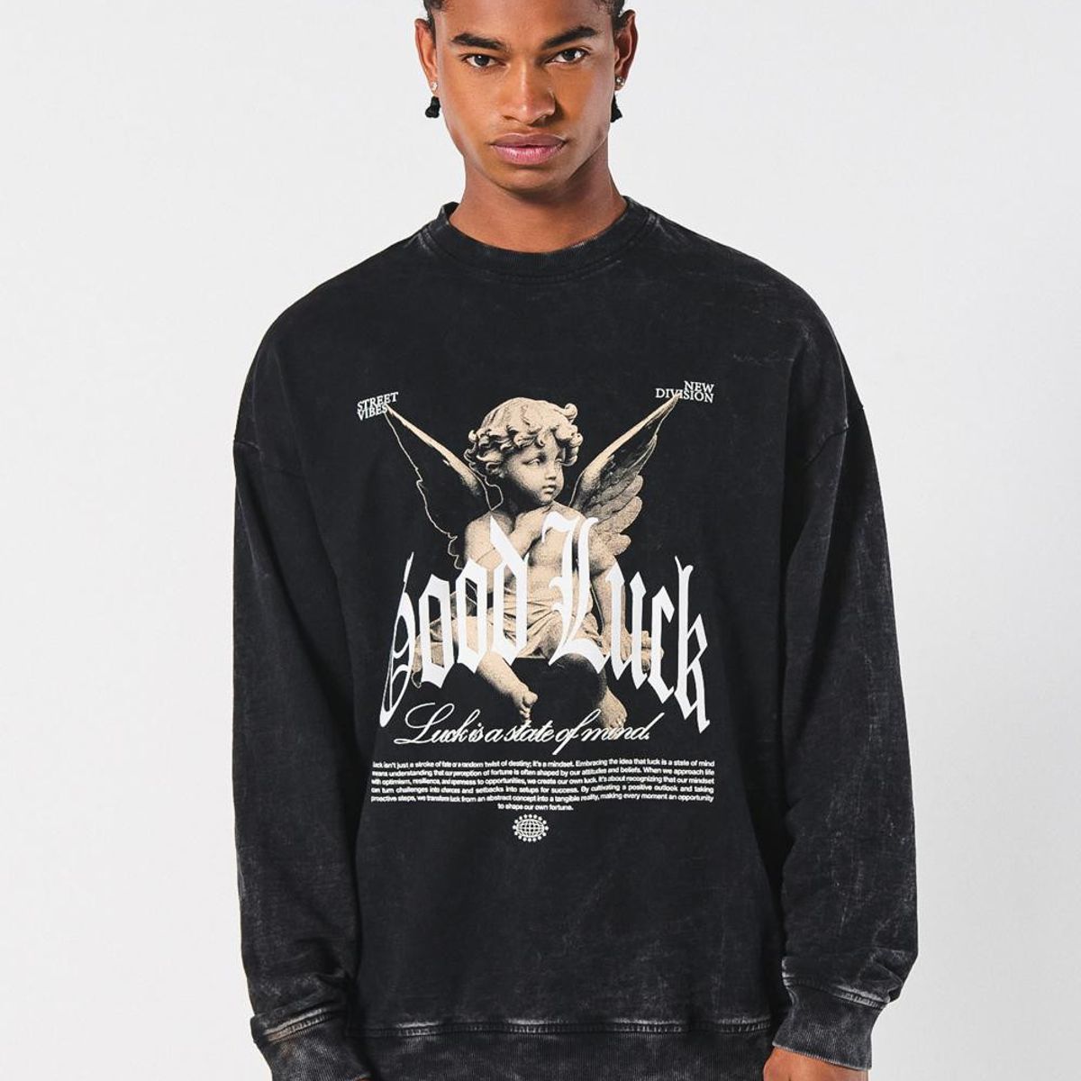 KOAJ - KOAJ Buzo oversize gris cuello redondo con diseño celestial Hombre