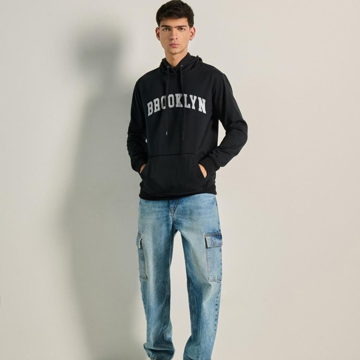 KOAJ - KOAJ Buzo con capota unicolor para hombre cuenta con cordón  Hombre