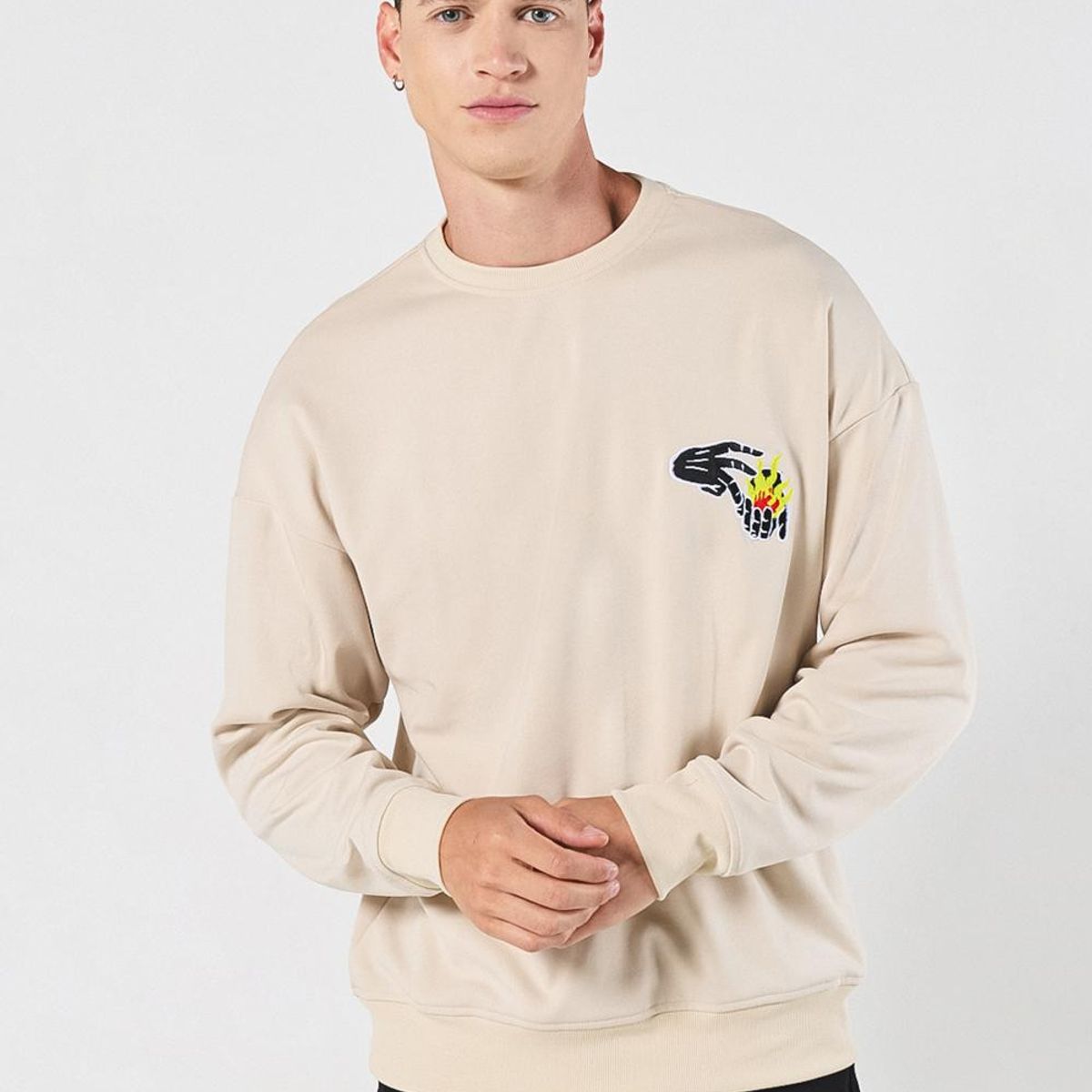 KOAJ - KOAJ Buzo cuello redondo con estampado de Festival Cordillera. HOMBRE