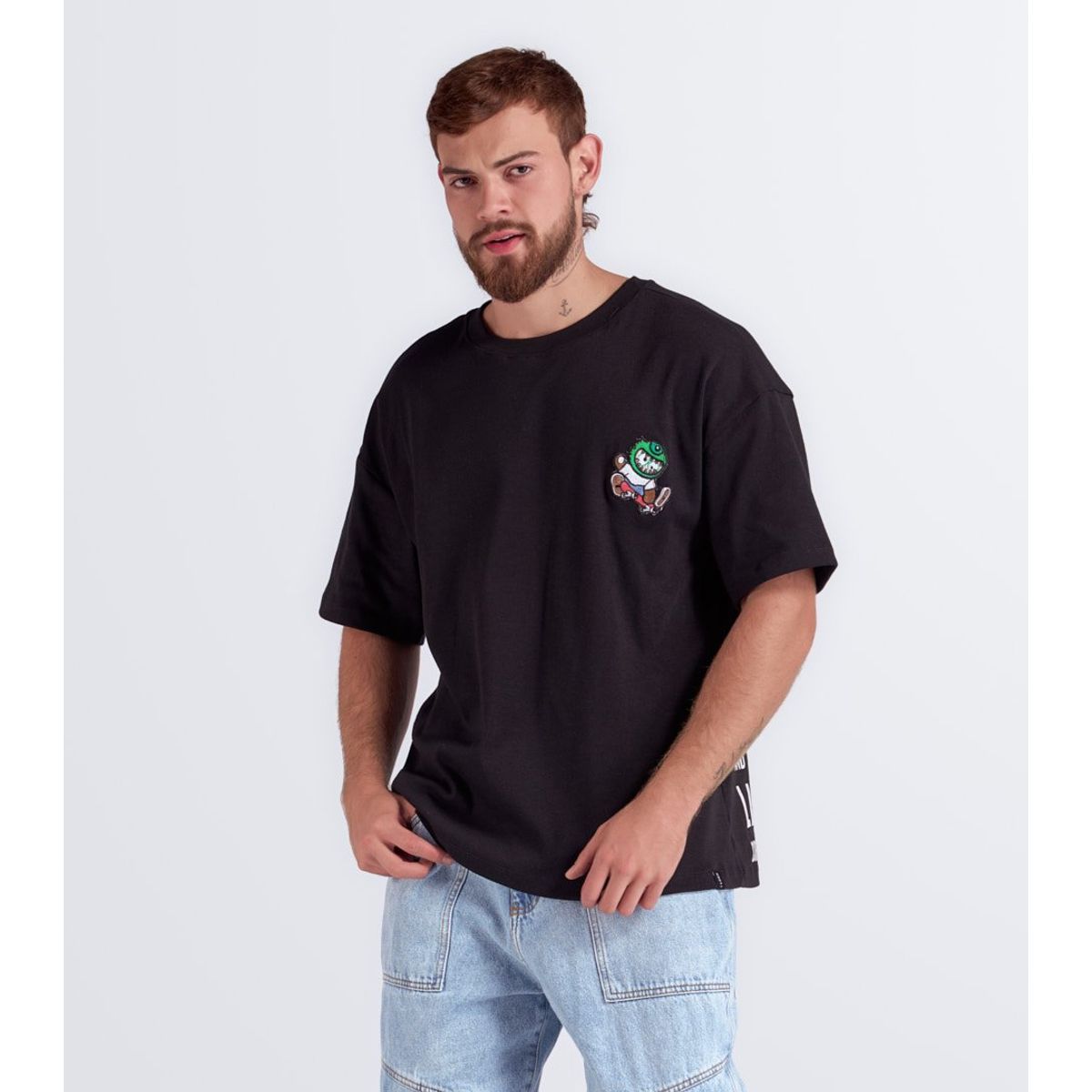 TYPER - Camiseta Oversize Estampada Typer