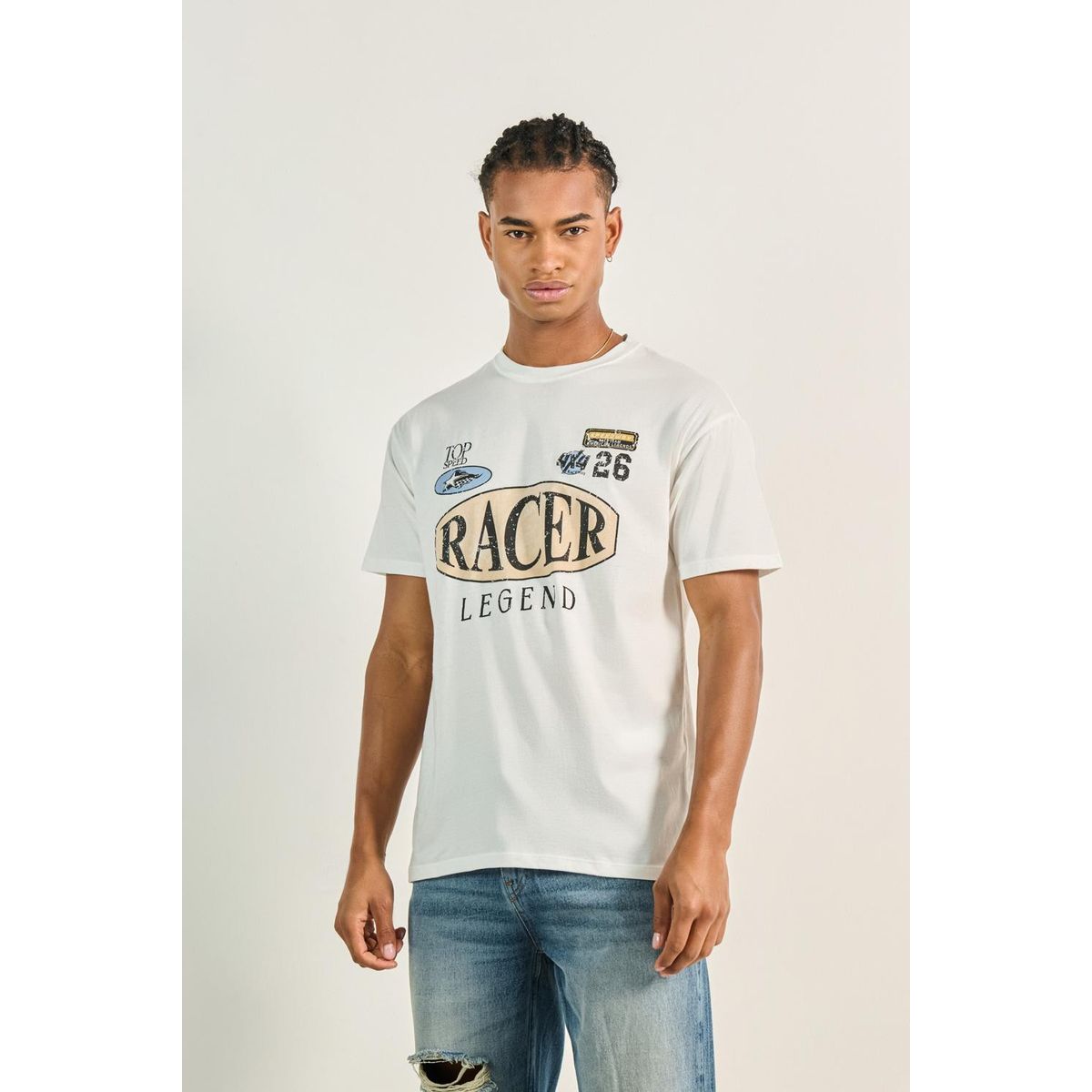 KOAJ - KOAJ Camiseta crema clara con estampado racer y cuello redo Hombre