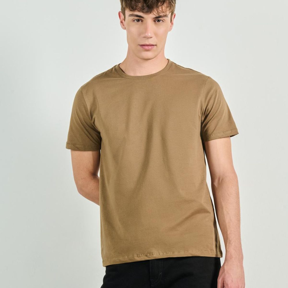 KOAJ - KOAJ Camiseta ajustada unicolor en algodón con manga corta