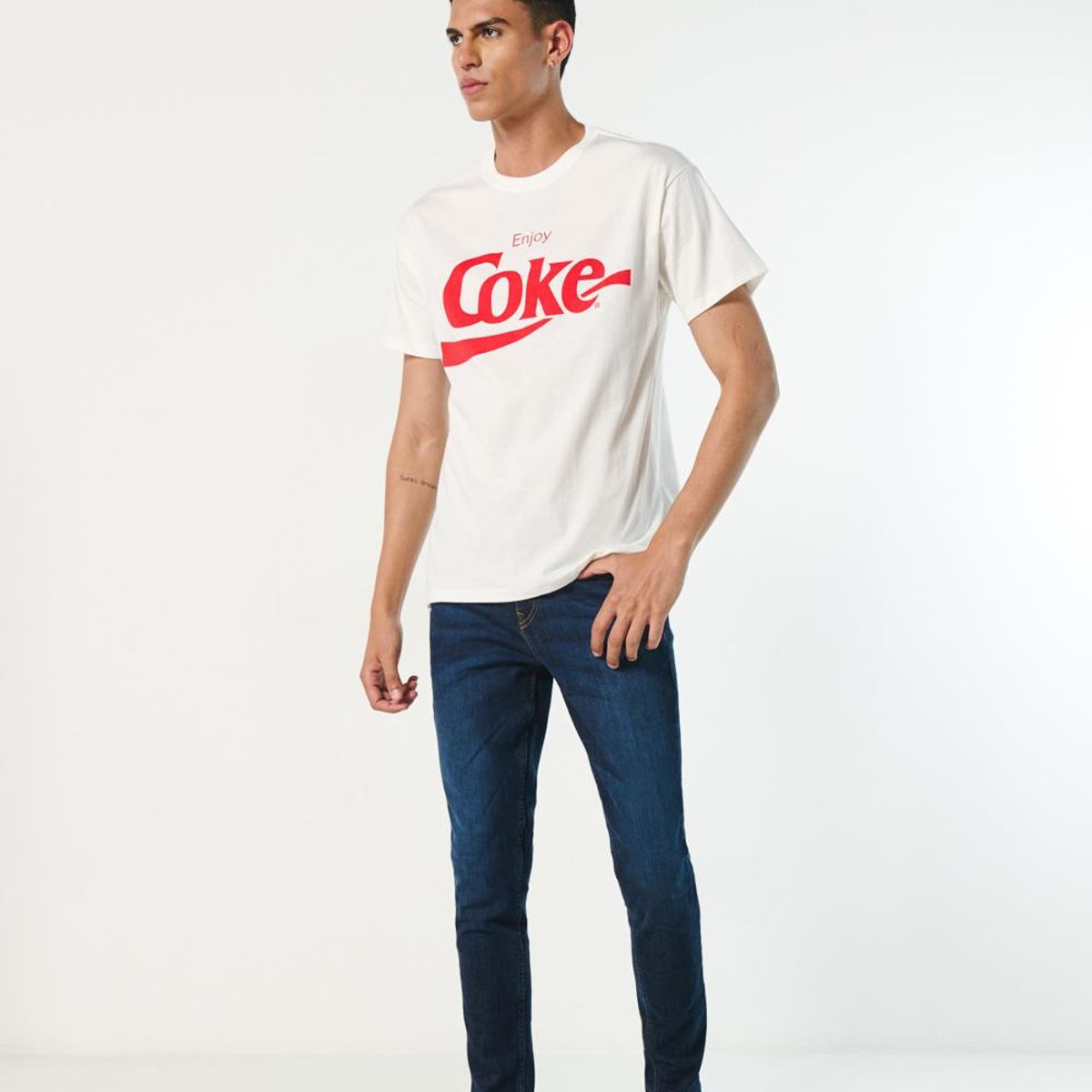 KOAJ - KOAJ Camiseta para hombre cuello redondo crema clara cuenta  Hombre