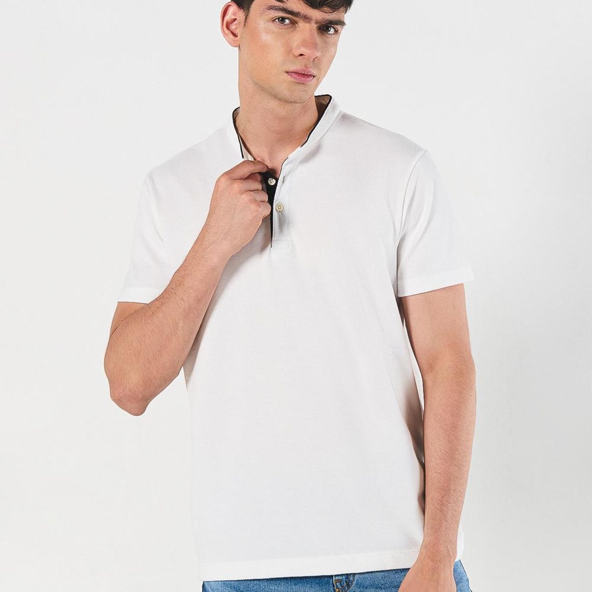 KOAJ - KOAJ Camiseta unicolor polo con cuello nerú y manga corta Hombre