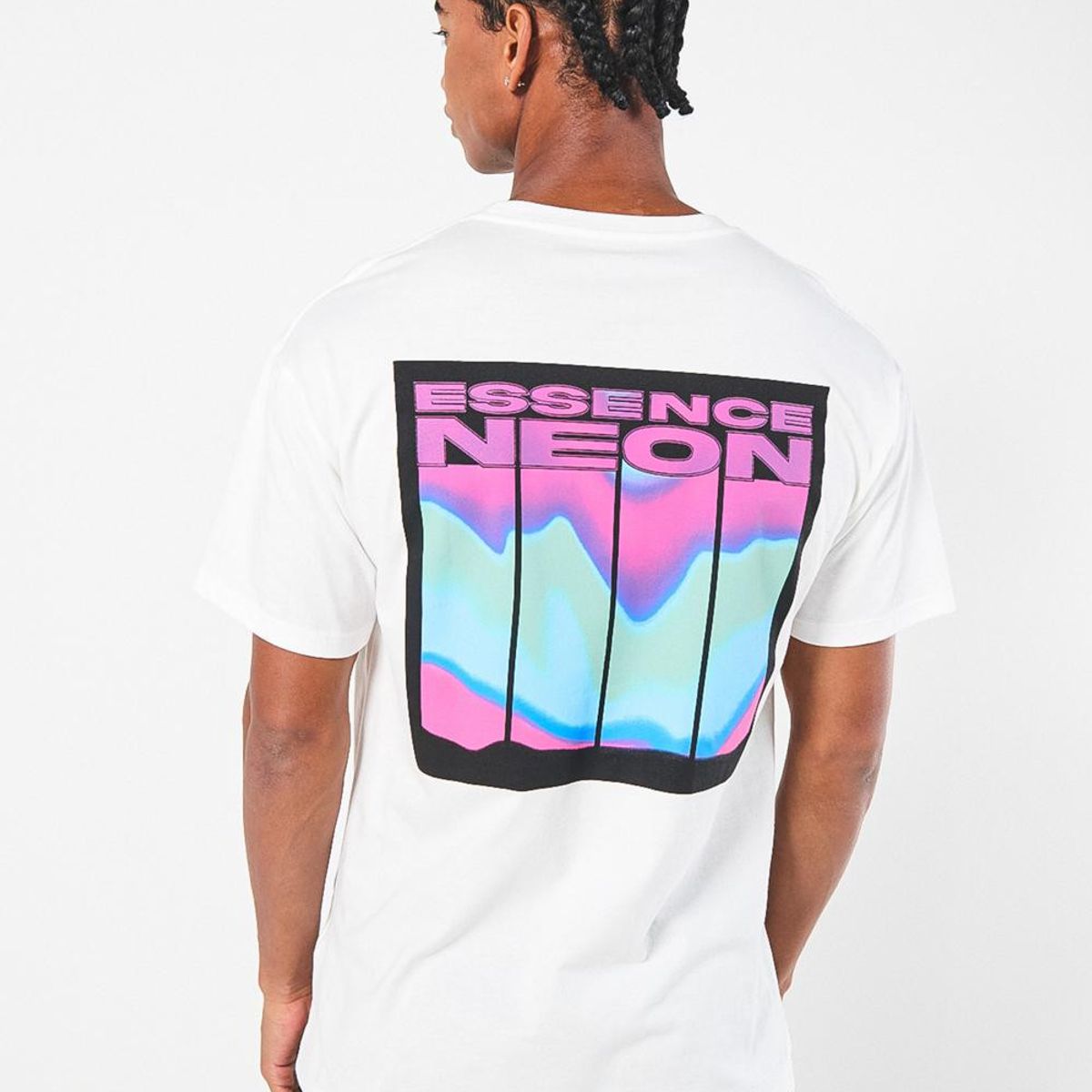 KOAJ - KOAJ Camiseta crema con diseños futuristas y cuello redondo Hombre