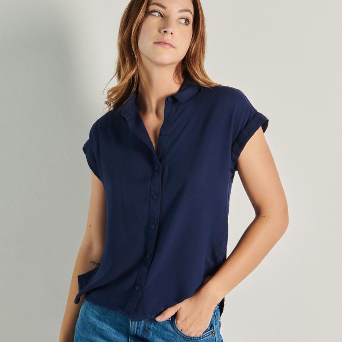 KOAJ - KOAJ Blusa camisera de manga corta con hombro rodado Mujer