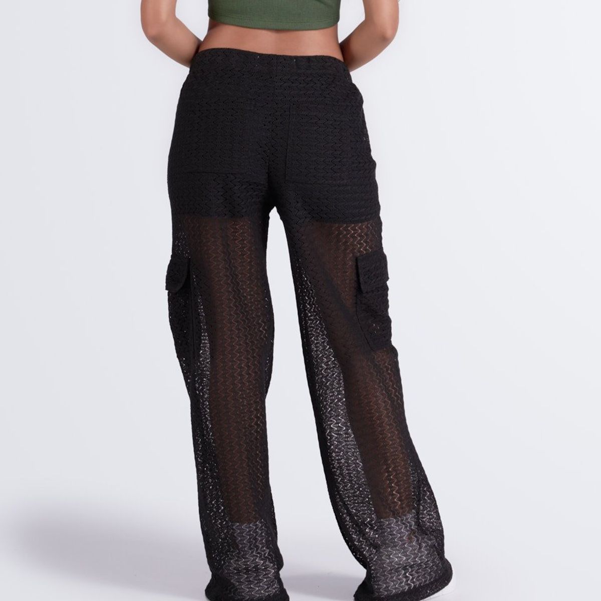 TYPER - Pantalón Relaxed En Malla Tipo Cargo Typer