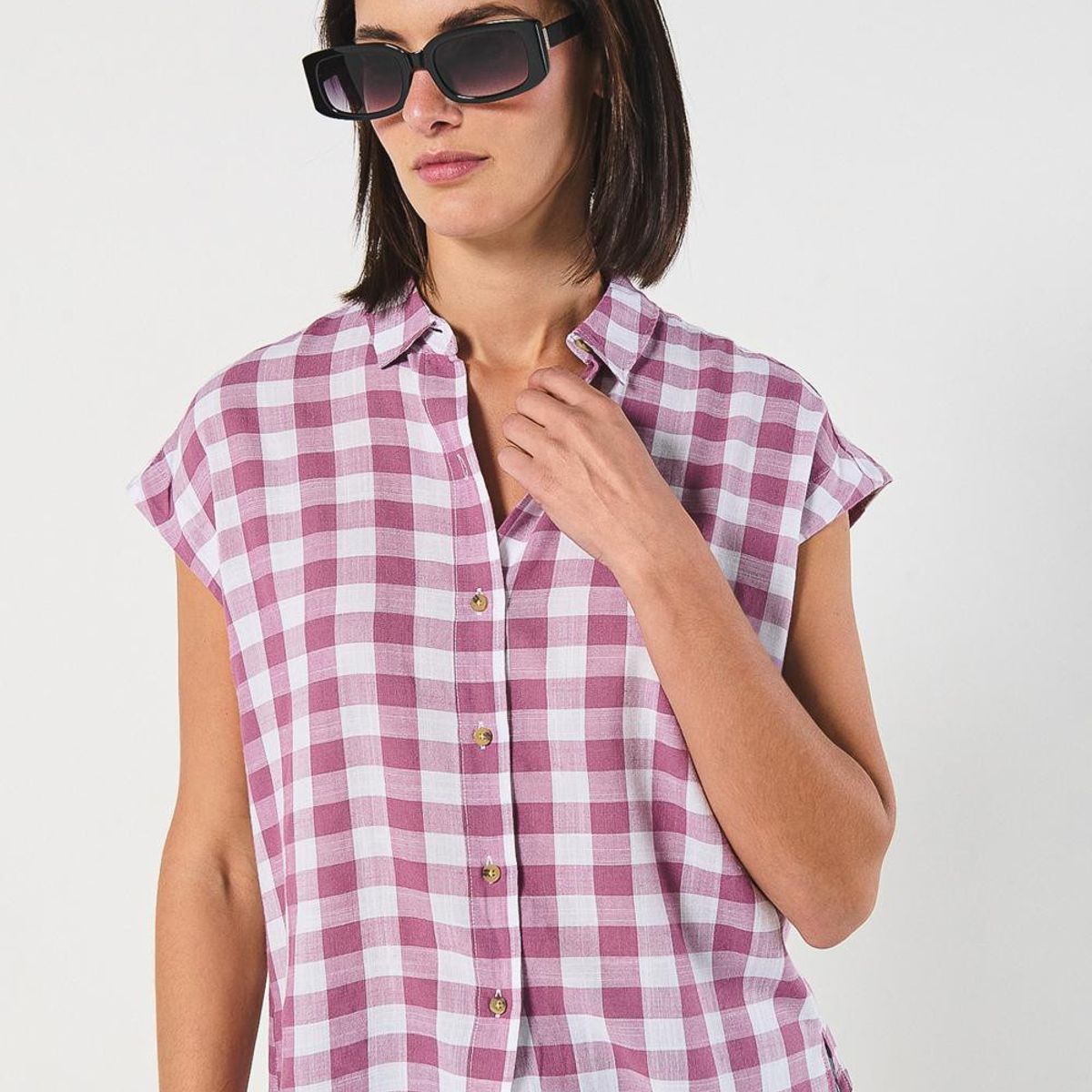 KOAJ - KOAJ Blusa unicolor manga sisa con hombro rodado y botones Mujer