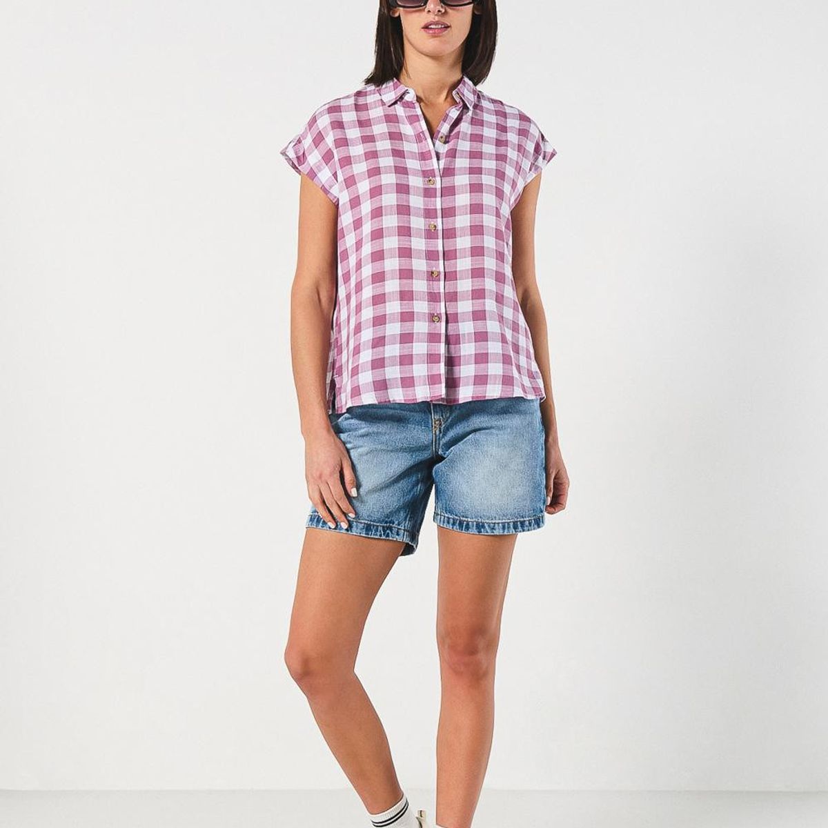 KOAJ - KOAJ Blusa unicolor manga sisa con hombro rodado y botones Mujer