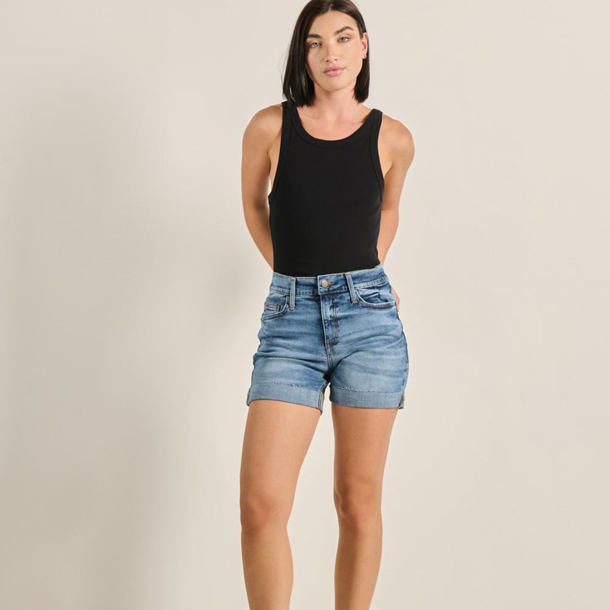KOAJ - KOAJ Short en jean azul oscuro tiro medio y dobladillo en b Mujer