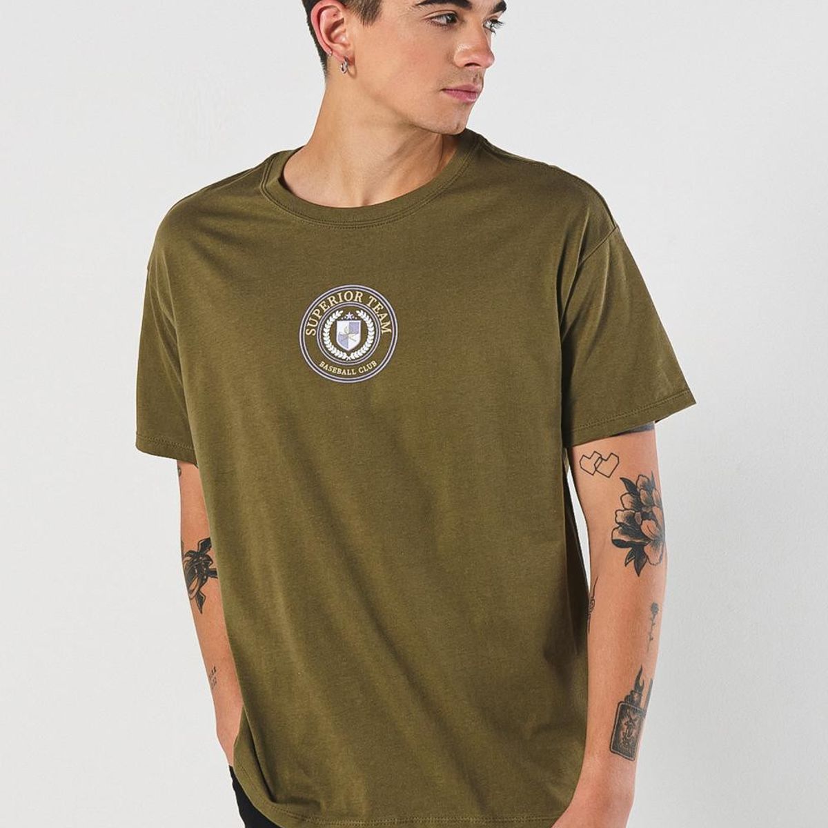KOAJ - KOAJ Camiseta cuello redondo verde oscura con estampado col Hombre