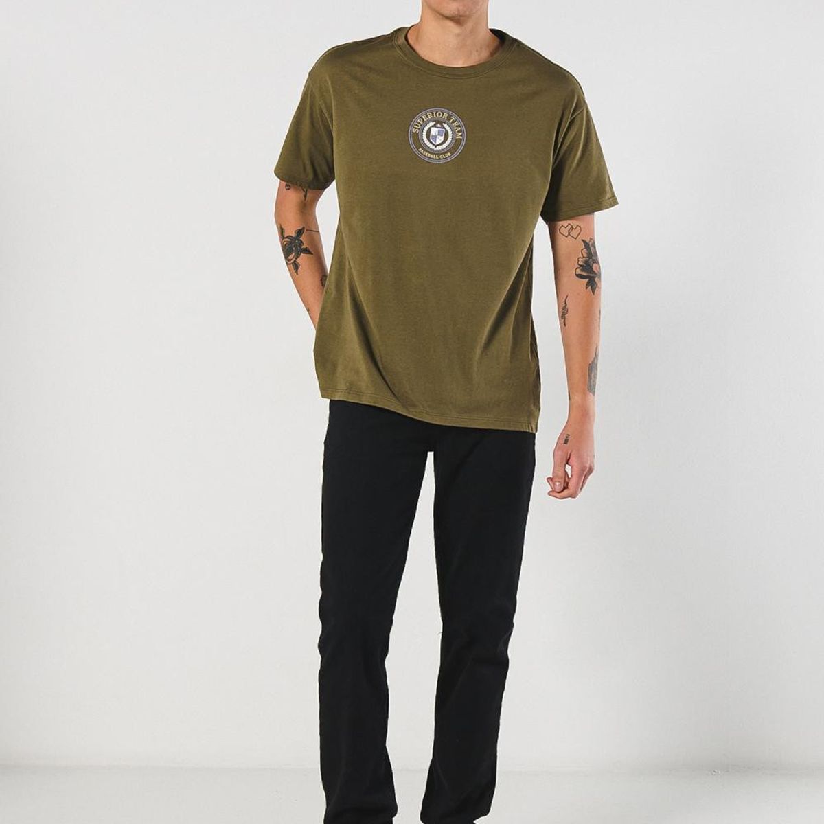 KOAJ - KOAJ Camiseta cuello redondo verde oscura con estampado col Hombre