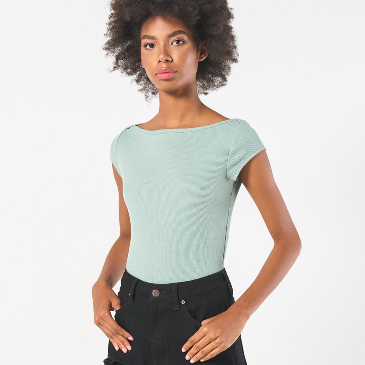 KOAJ - KOAJ Camiseta unicolor con manga corta y cuello bandeja Mujer