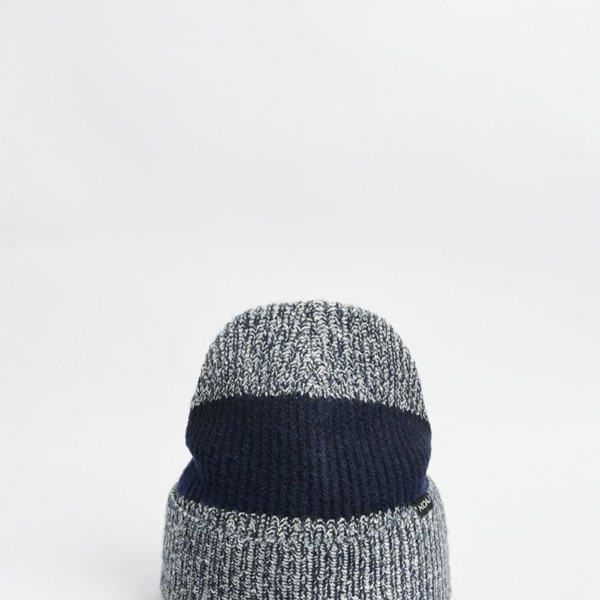 KOAJ - KOAJ Gorro tejido azul oscuro con cortes en contraste Hombre