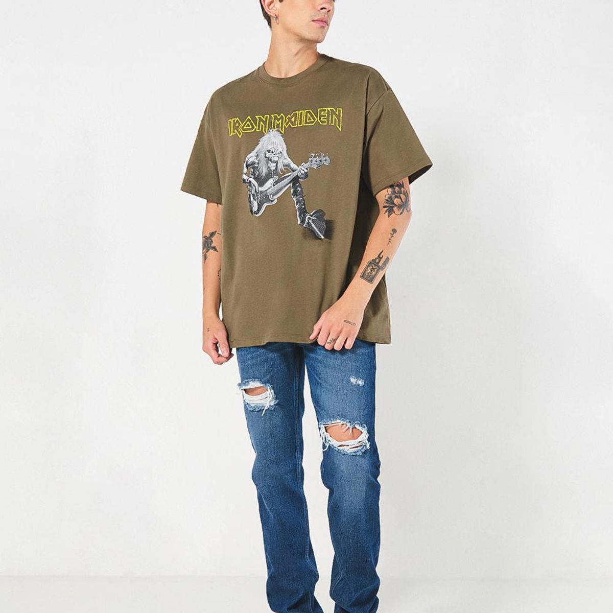 KOAJ - KOAJ Camiseta verde oversize de Iron Maiden con manga corta Hombre