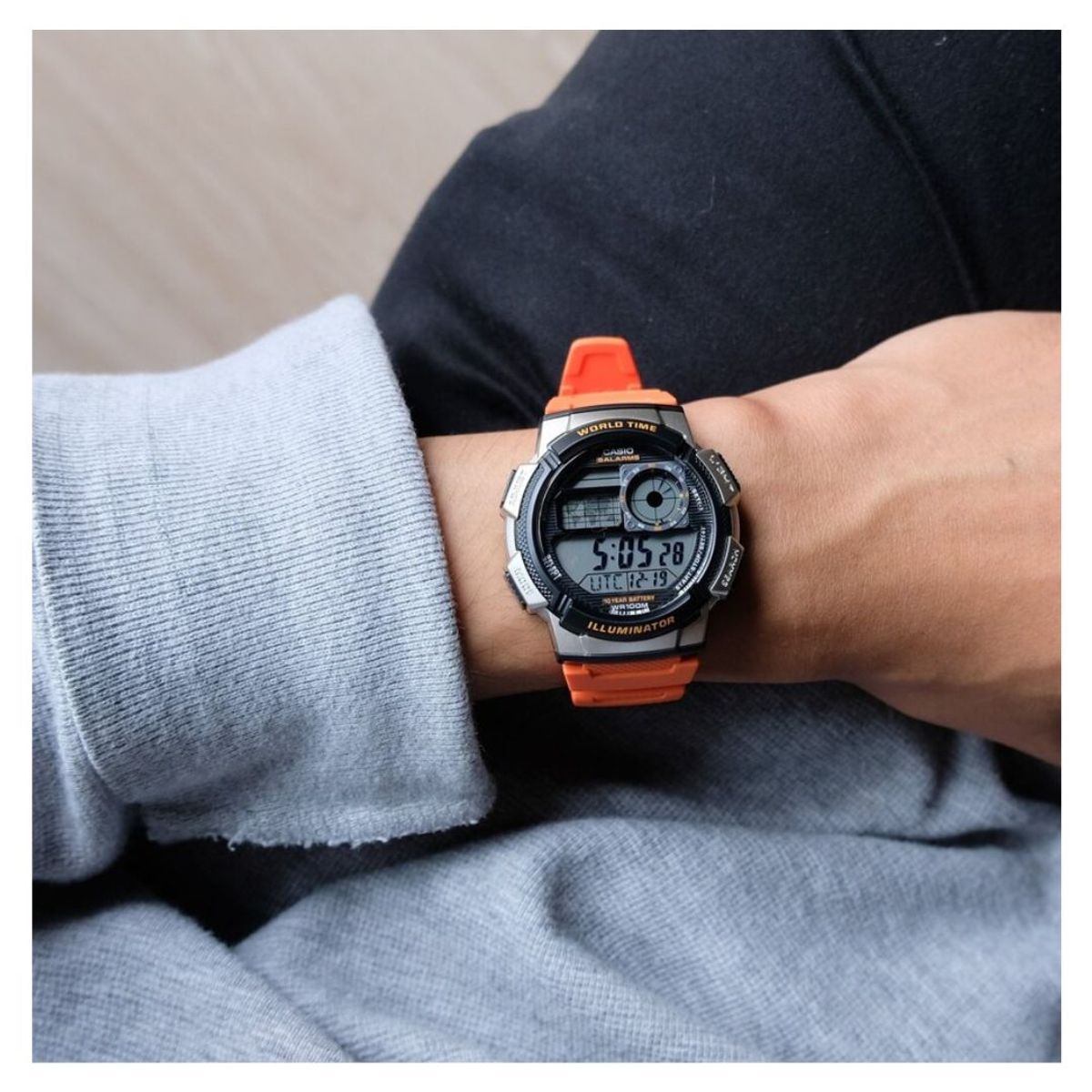 CASIO - Reloj Casio Referencia AE-1000W-4B Diseño Deportivo