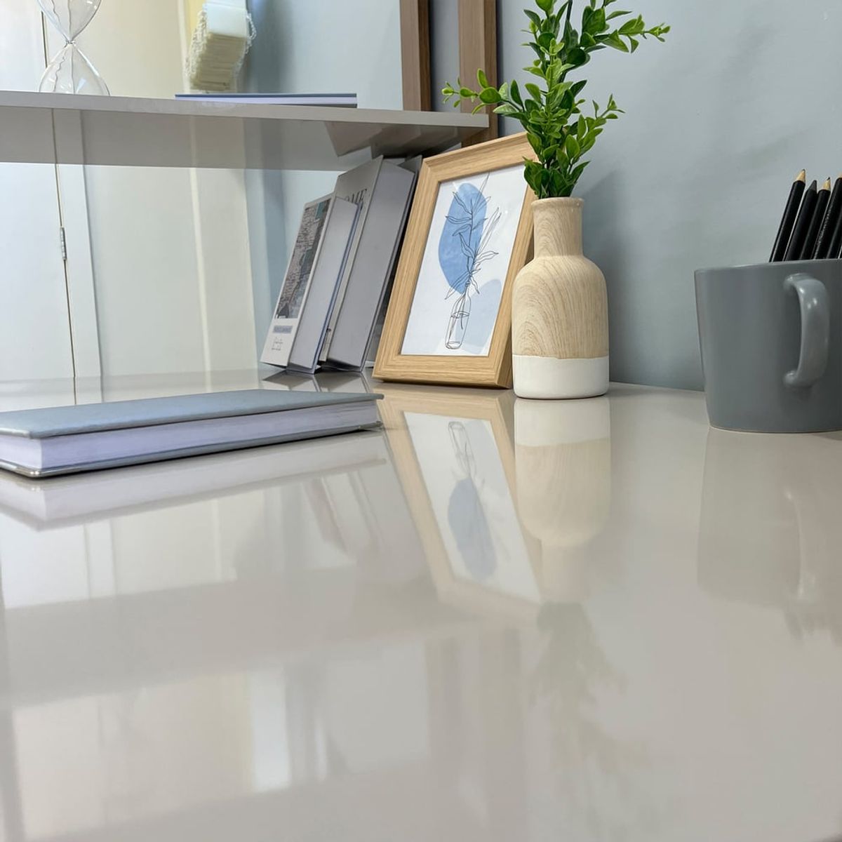 BERTOLINI - Escritorio con biblioteca Match en MDP 134x120cm 3 estante