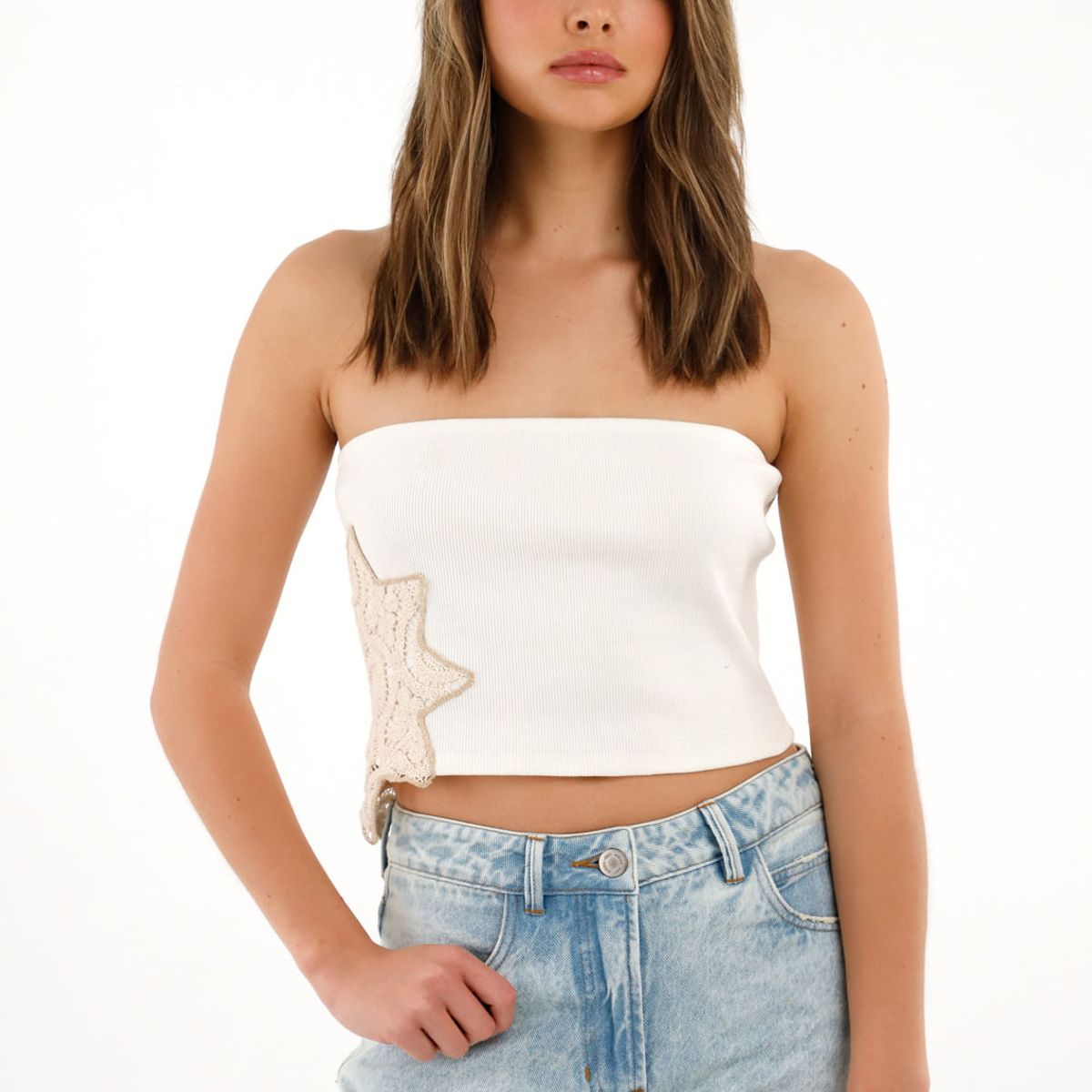 TENNIS - Camiseta Strapless crudo con aplique para mujer