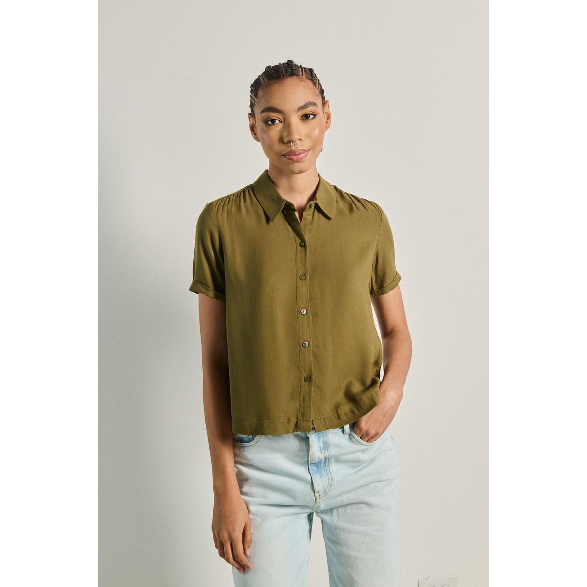 KOAJ - KOAJ Blusa unicolor crop top con botones y manga corta Mujer