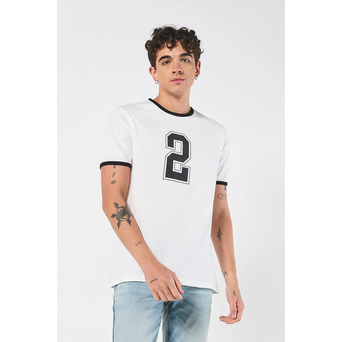 KOAJ - KOAJ Camiseta crema con contrastes, manga corta y diseño col Hombre