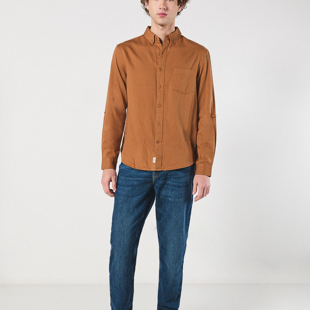 KOAJ - KOAJ Camisa unicolor manga larga con cuello button down Hombre