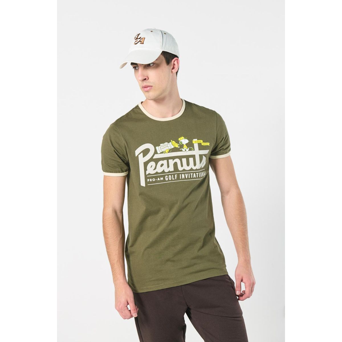 KOAJ - KOAJ Camiseta manga corta verde de Snoopy con contrastes Hombre