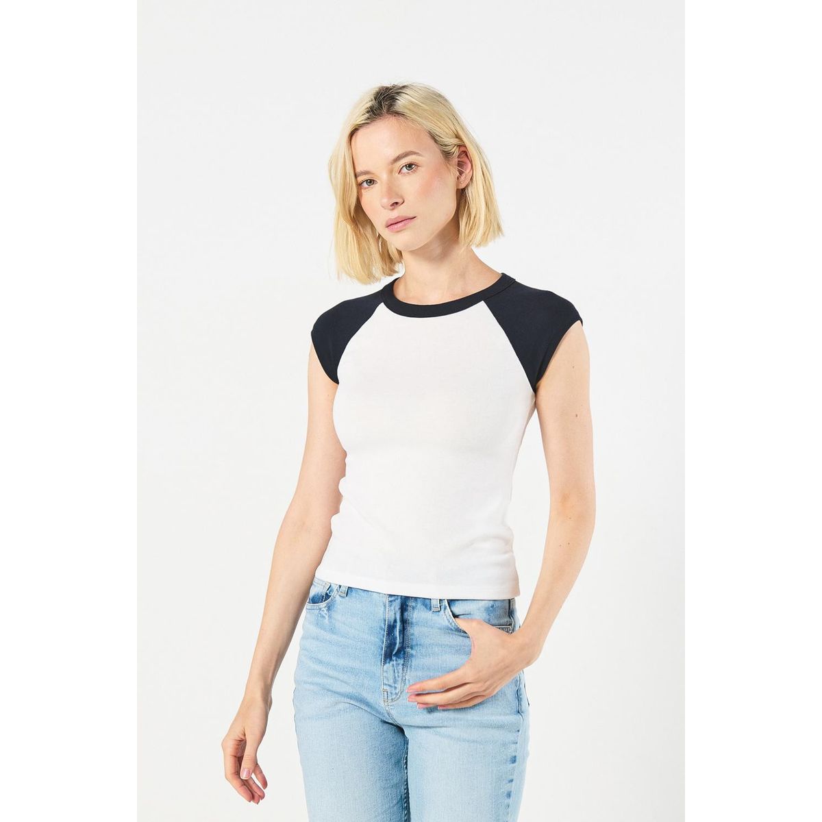 KOAJ - KOAJ Camiseta en rib crema clara con manga ranglan corta Mujer