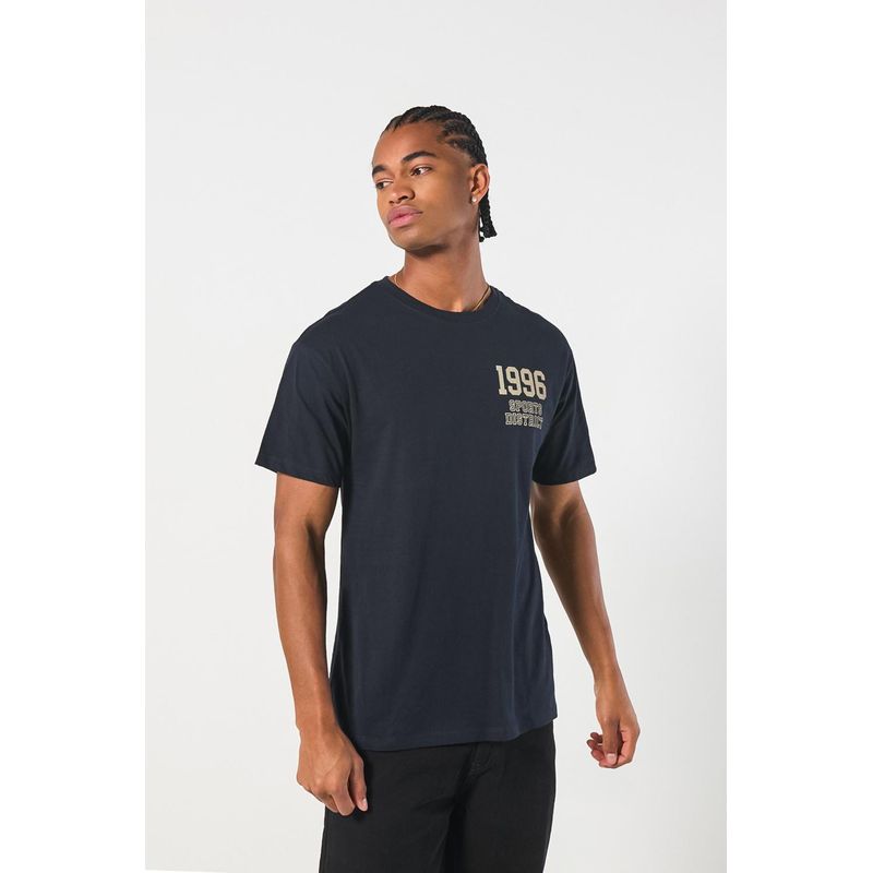KOAJ - KOAJ Camiseta azul intensa cuello redondo con diseño college HOMBRE