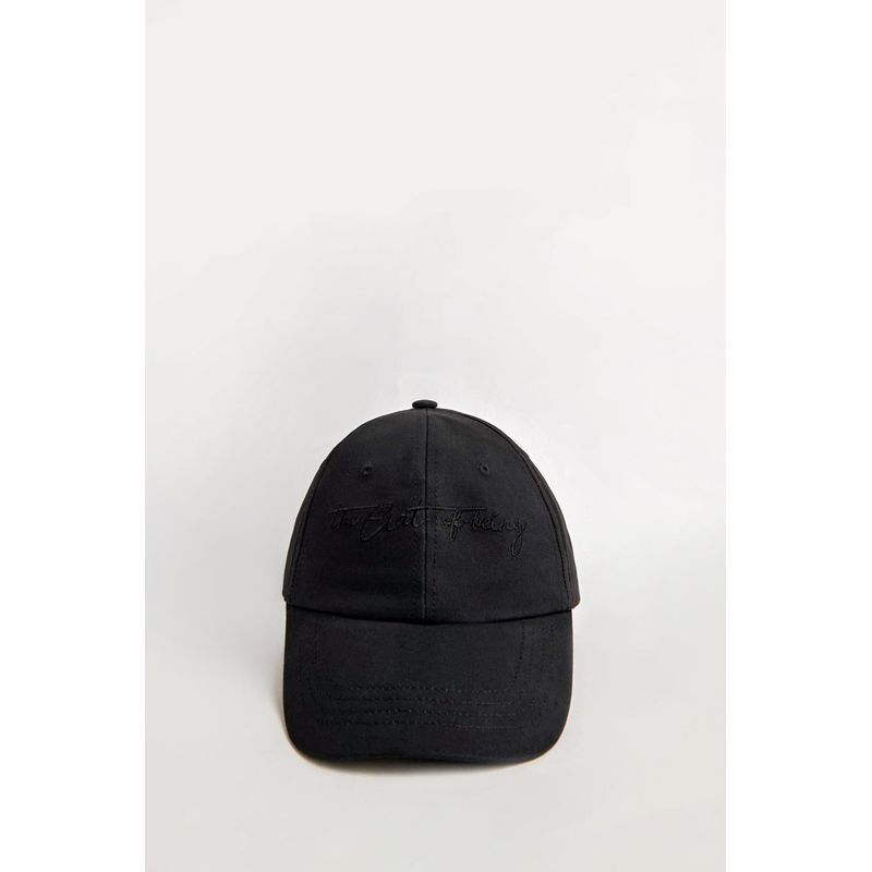 KOAJ - KOAJ Cachucha negra beisbolera con texto bordado y visera curv MUJER