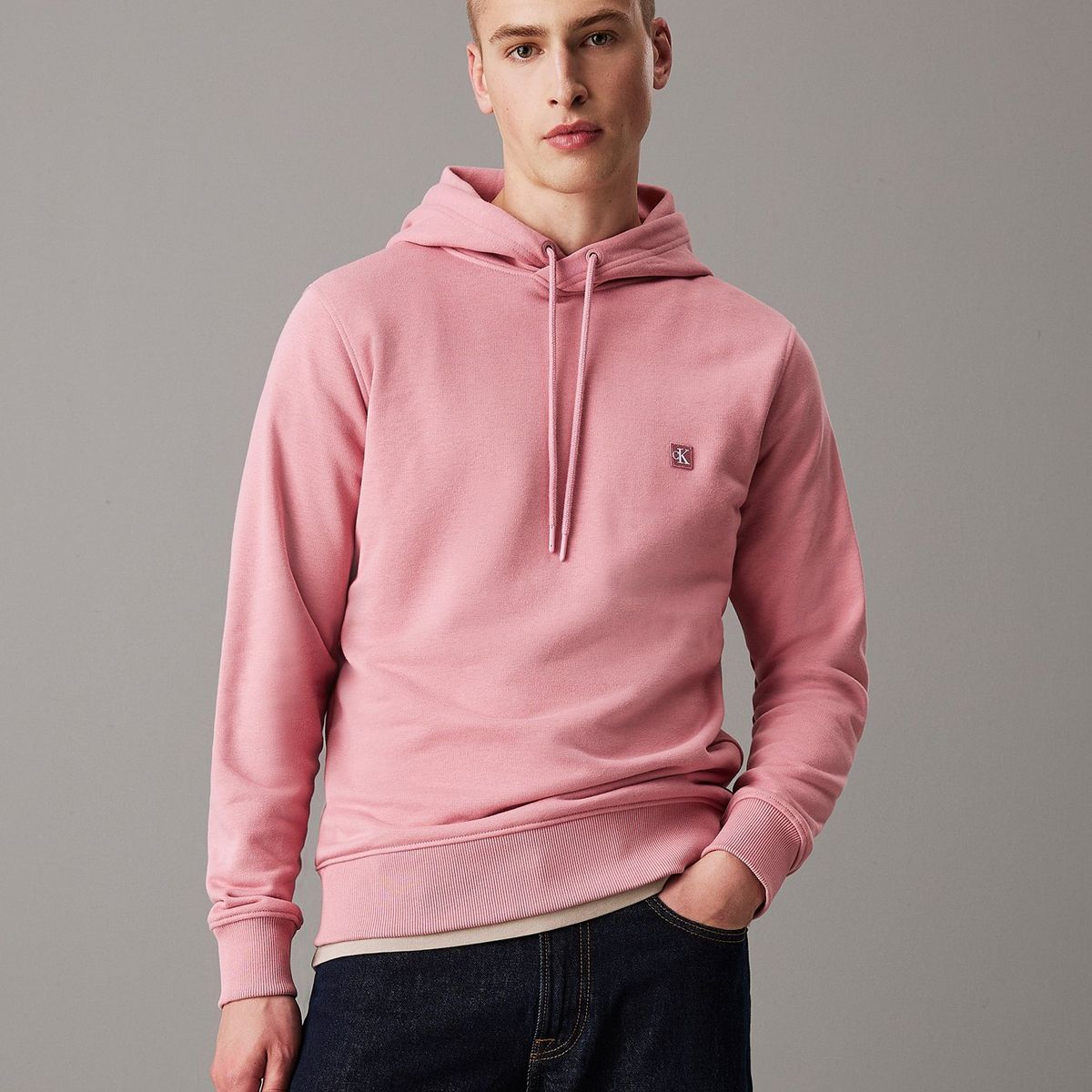 CALVIN KLEIN - Buzo Rosado Con Capota De Algodón Con Insignia Calvin Klein