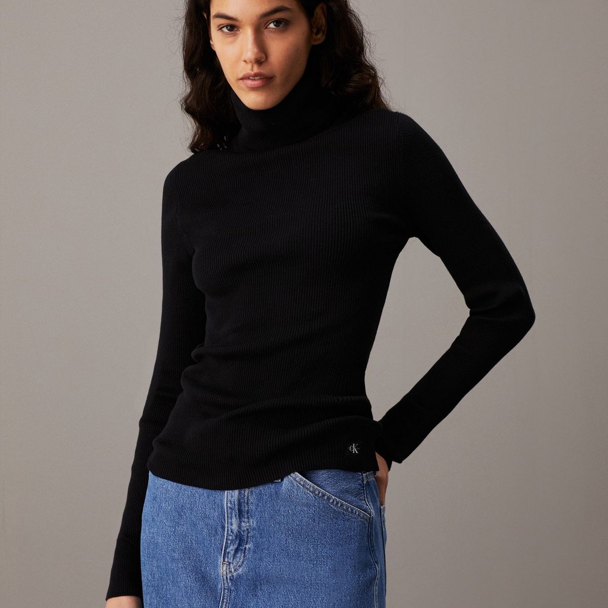 CALVIN KLEIN - Saco negro tejido slim de cuello alto de canalé Calvin Klein