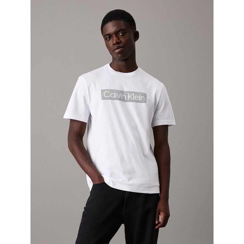 CALVIN KLEIN - Camiseta blanca con logo en caja Calvin Klein