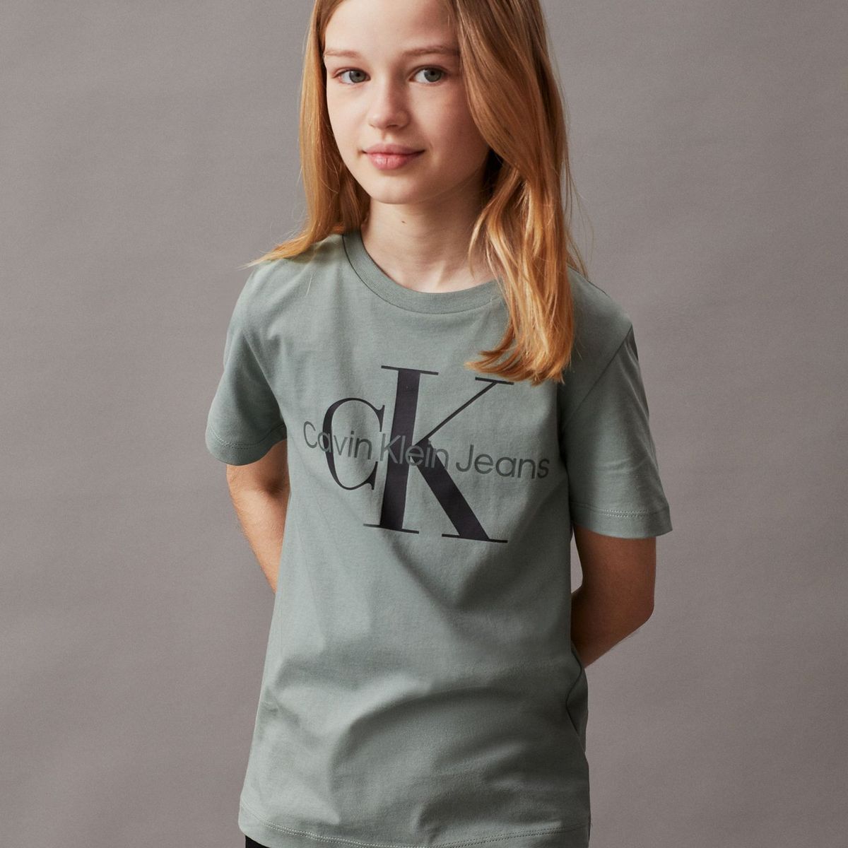 CALVIN KLEIN - Camiseta Niño Verde Unisex Con Logo Calvin Klein