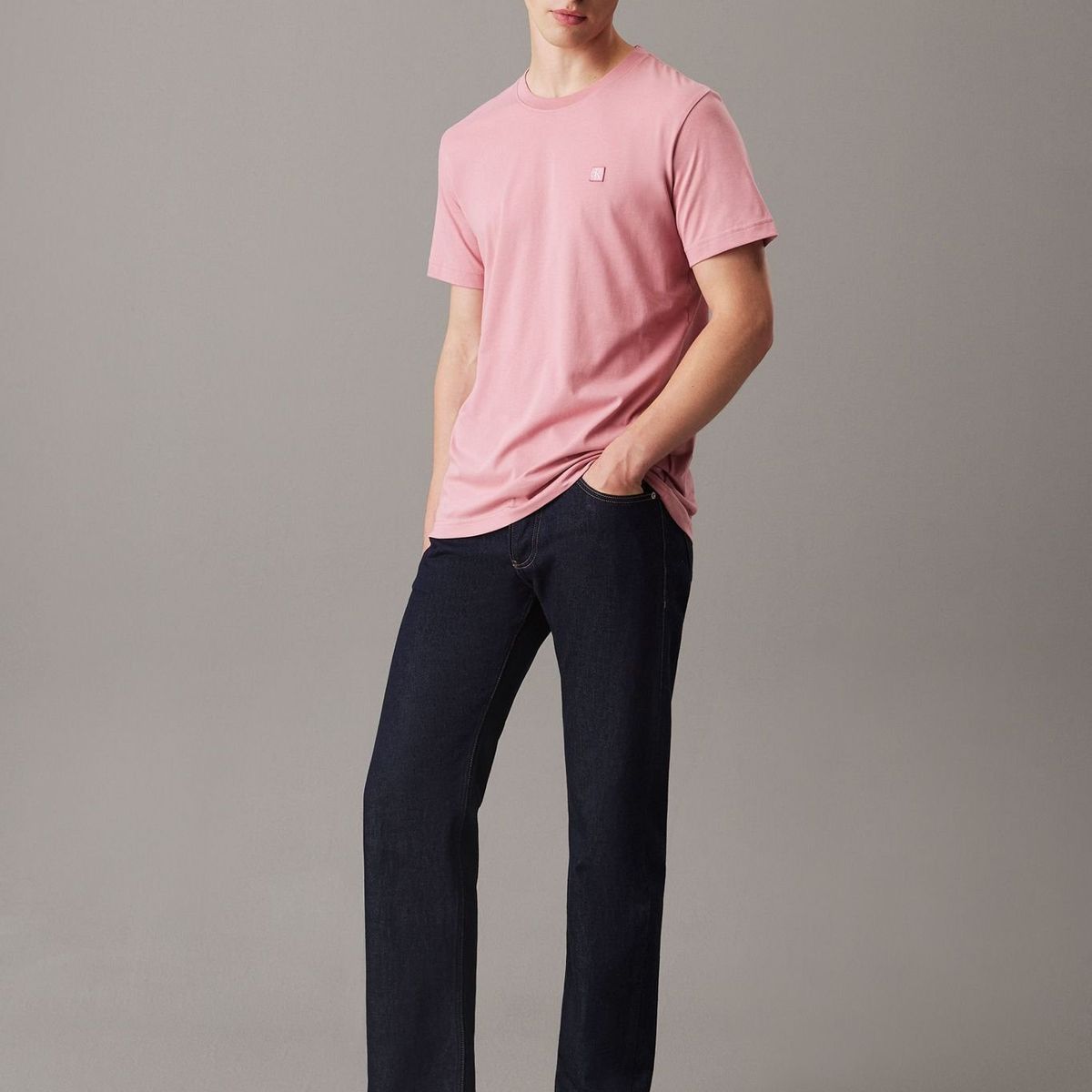 CALVIN KLEIN - Camiseta rosada de algodón con insignia Calvin Klein