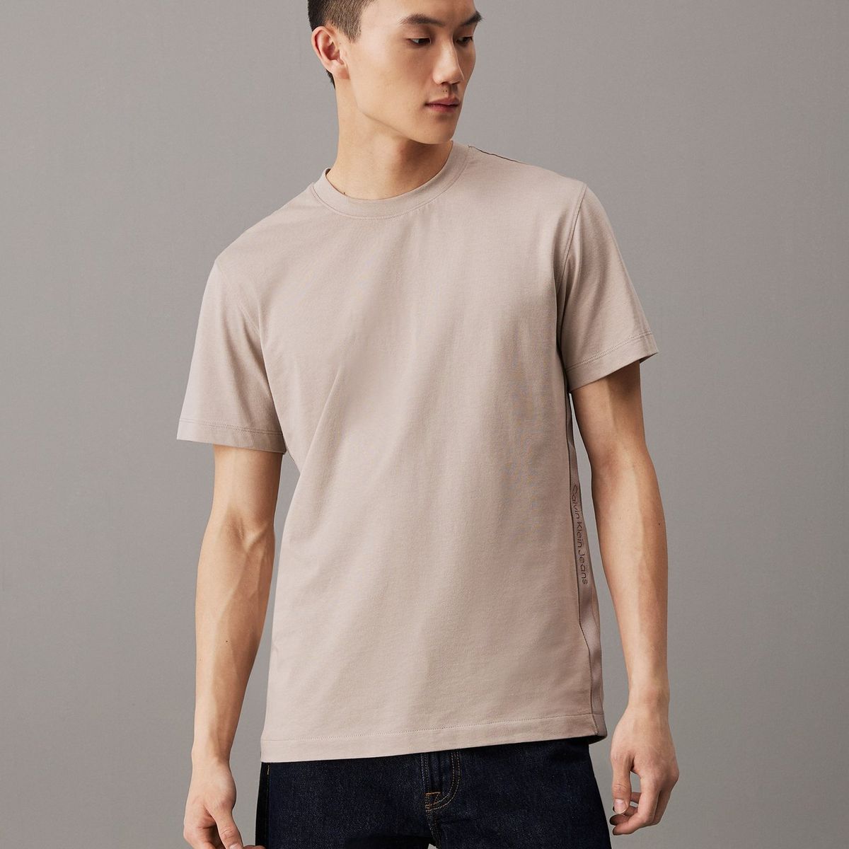 CALVIN KLEIN - Camiseta Beige Con Logo En La Cinta Calvin Klein