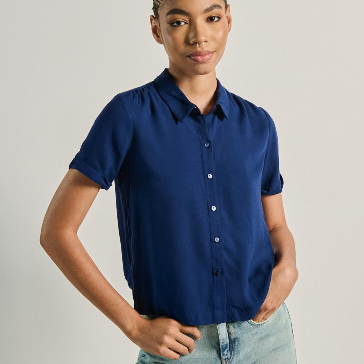 KOAJ - KOAJ Blusa crop top para mujer en tono unicolor cuenta con c Mujer