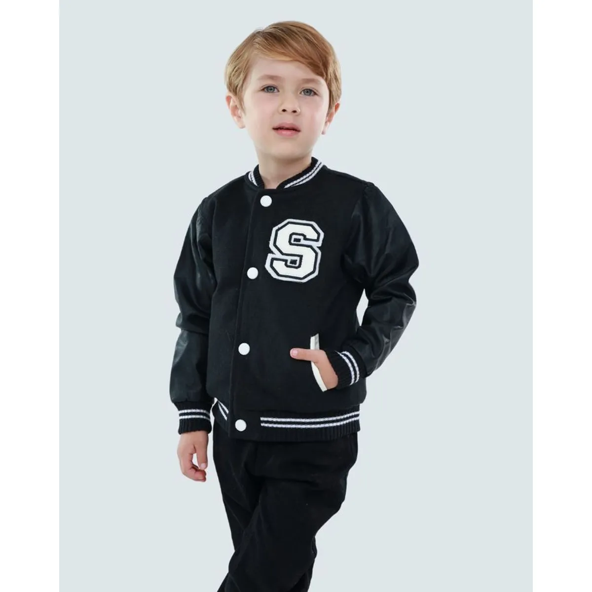 URBAN PLUS - chaqueta niño beisbolera mangas en cuerina negra