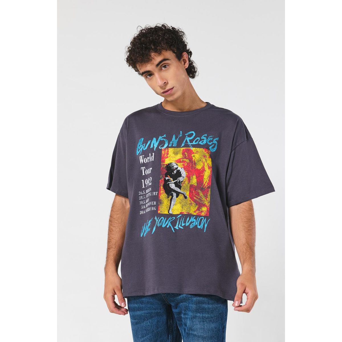 KOAJ - KOAJ Camiseta de Guns N´ Roses gris oversize con cuello redo Hombre