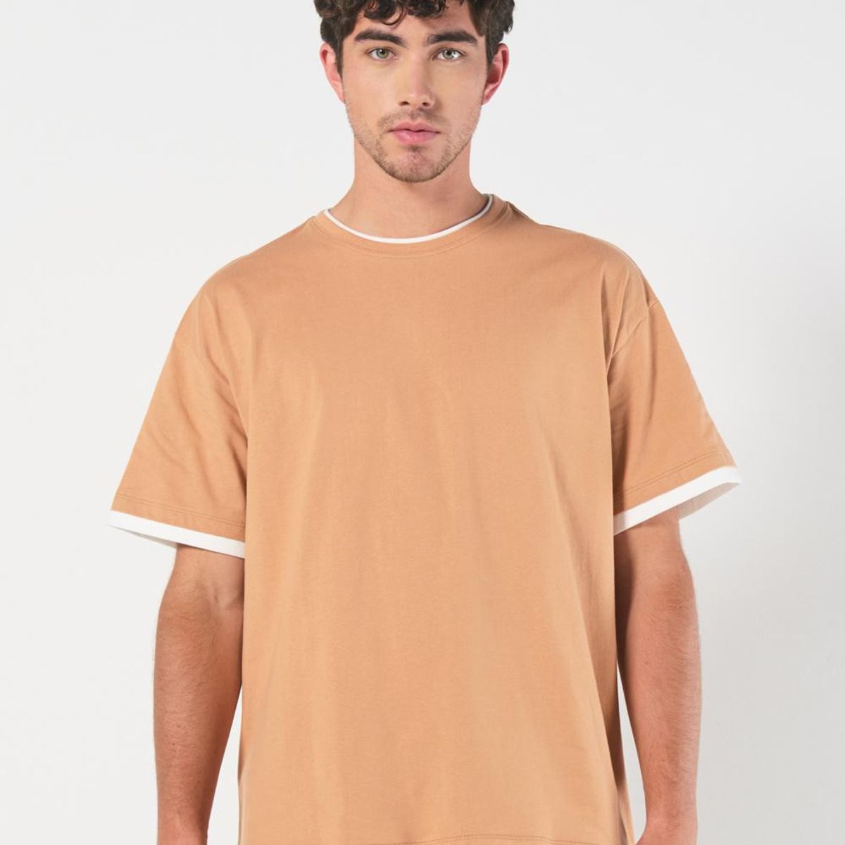 KOAJ - KOAJ Camiseta oversize manga corta unicolor con contrastes Hombre