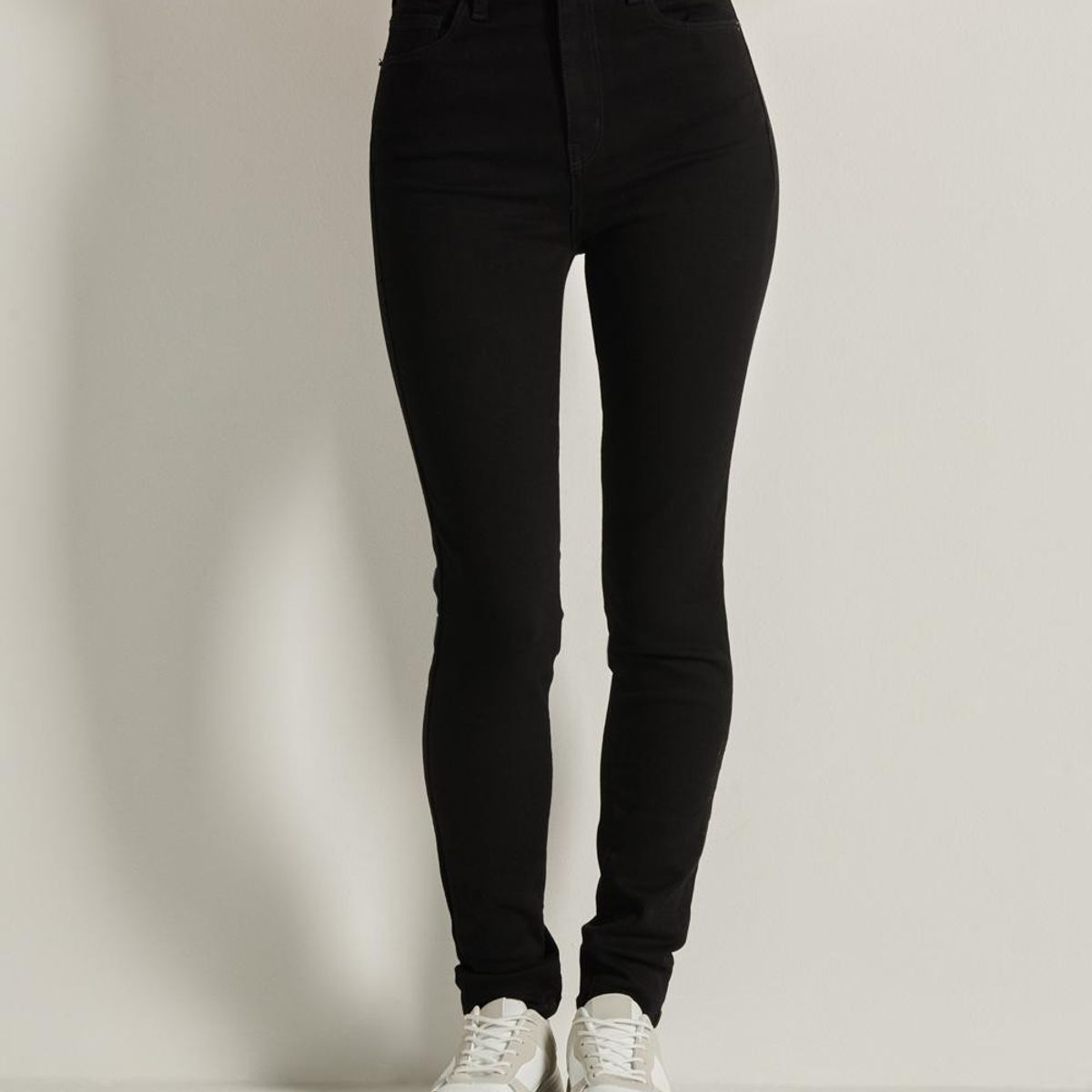 KOAJ - KOAJ Jean negro jegging con bolsillos, ajuste ceñido y tiro  Mujer