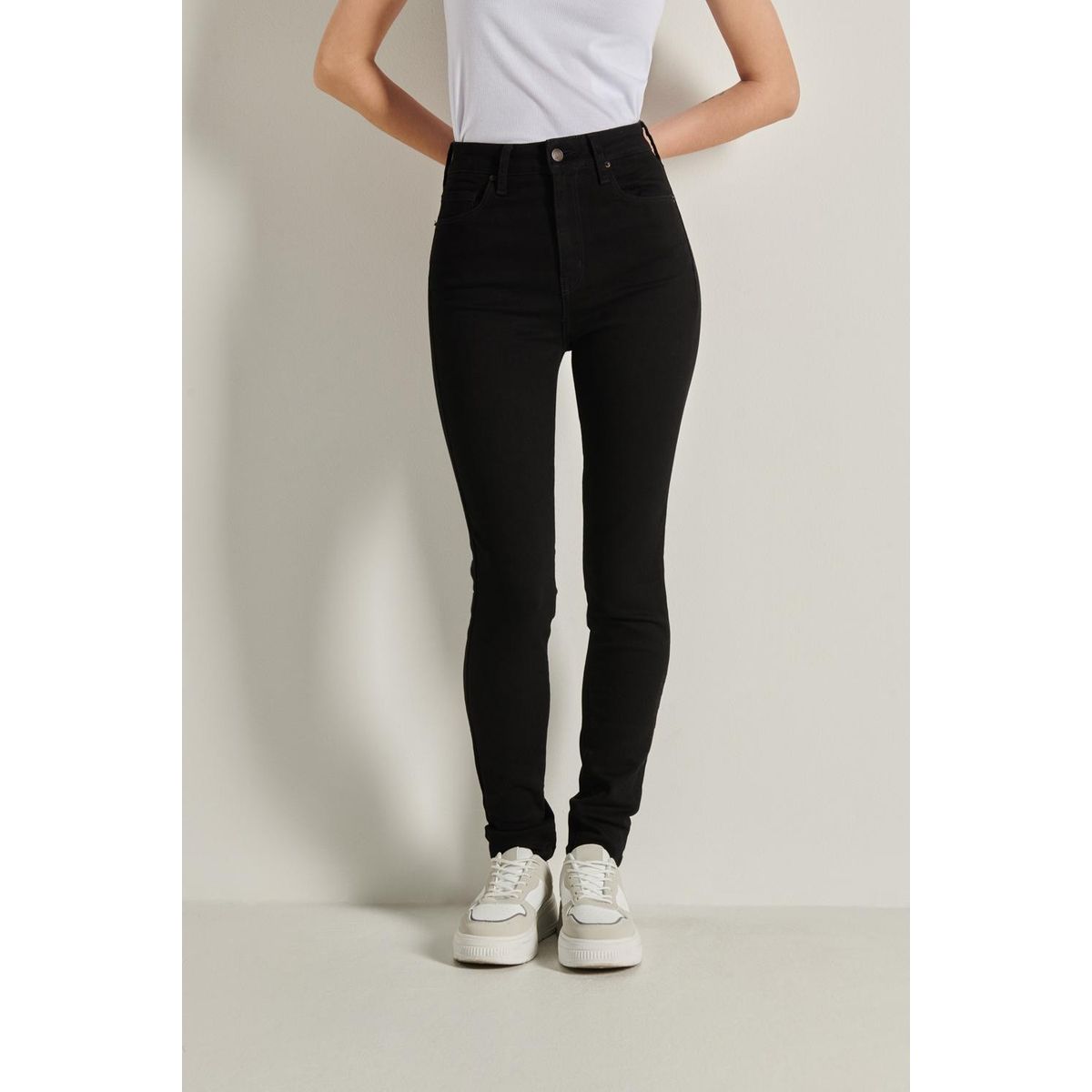 KOAJ - KOAJ Jean negro jegging con bolsillos, ajuste ceñido y tiro  Mujer