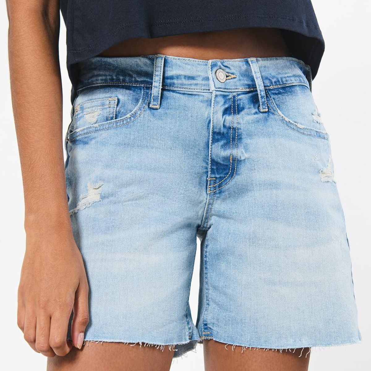 KOAJ - KOAJ Short en jean azul claro con tiro medio y rotos delant Mujer