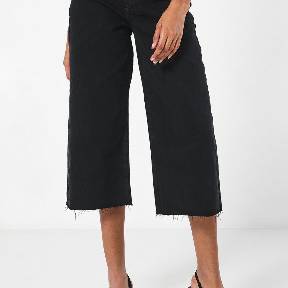KOAJ - KOAJ Jean culotte negro tiro alto con bota ancha corta