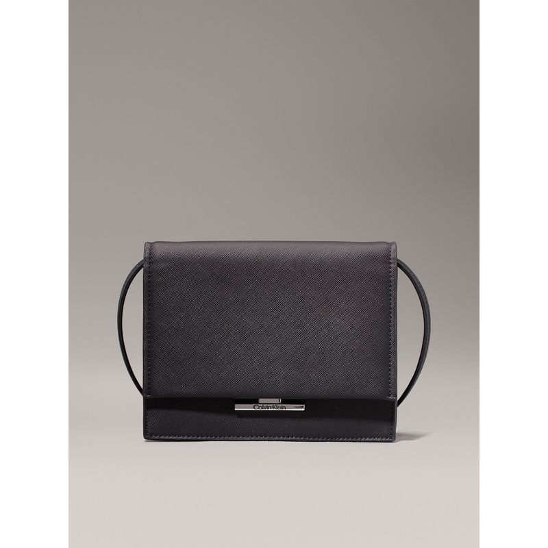 CALVIN KLEIN - Bolso negro cruzado Saffiano Calvin Klein